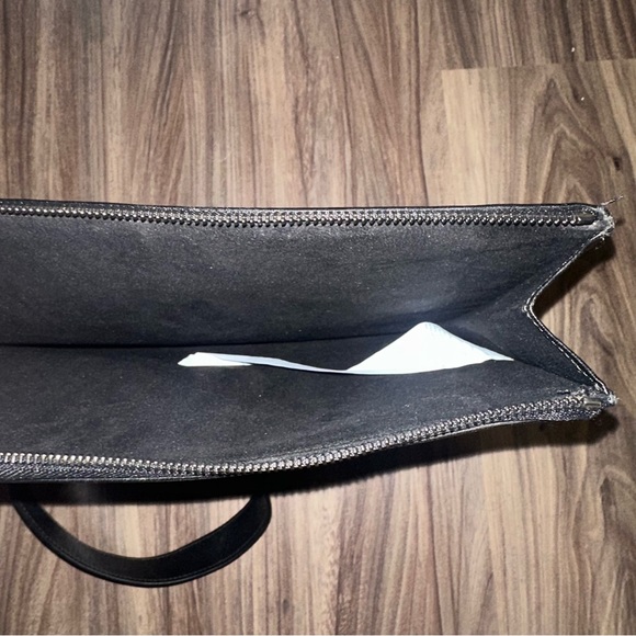 Distressed Maison Margiela Double Zip Leather Bag - Picture 11 of 13